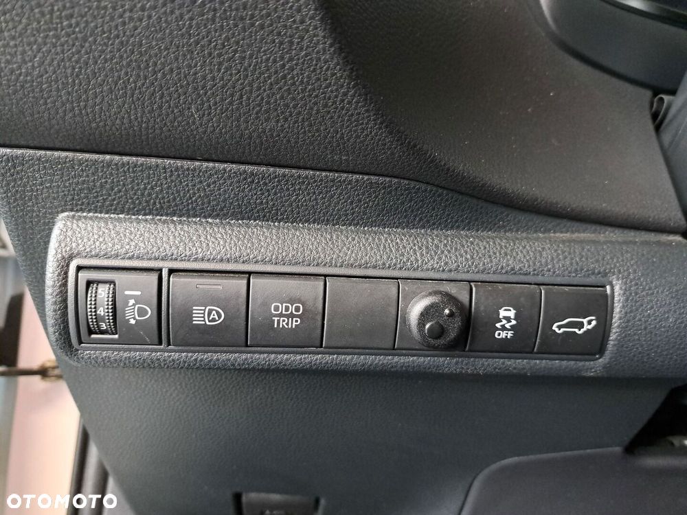 Toyota Corolla 1.8 Hybrid Style - 35