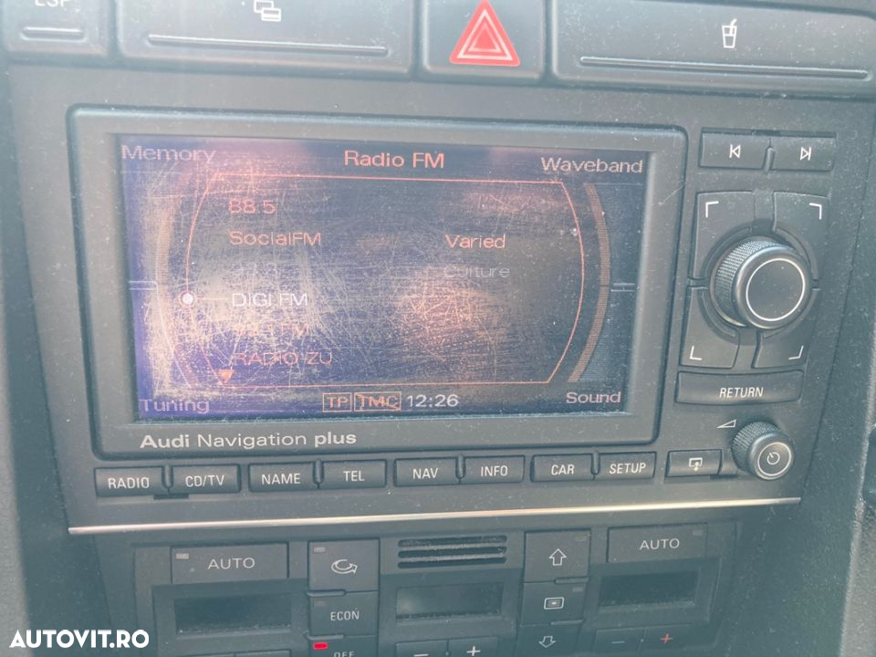 Dezmembrez Audi A4 B7 1.8i BFB HED Automat Combi 2007 - 7