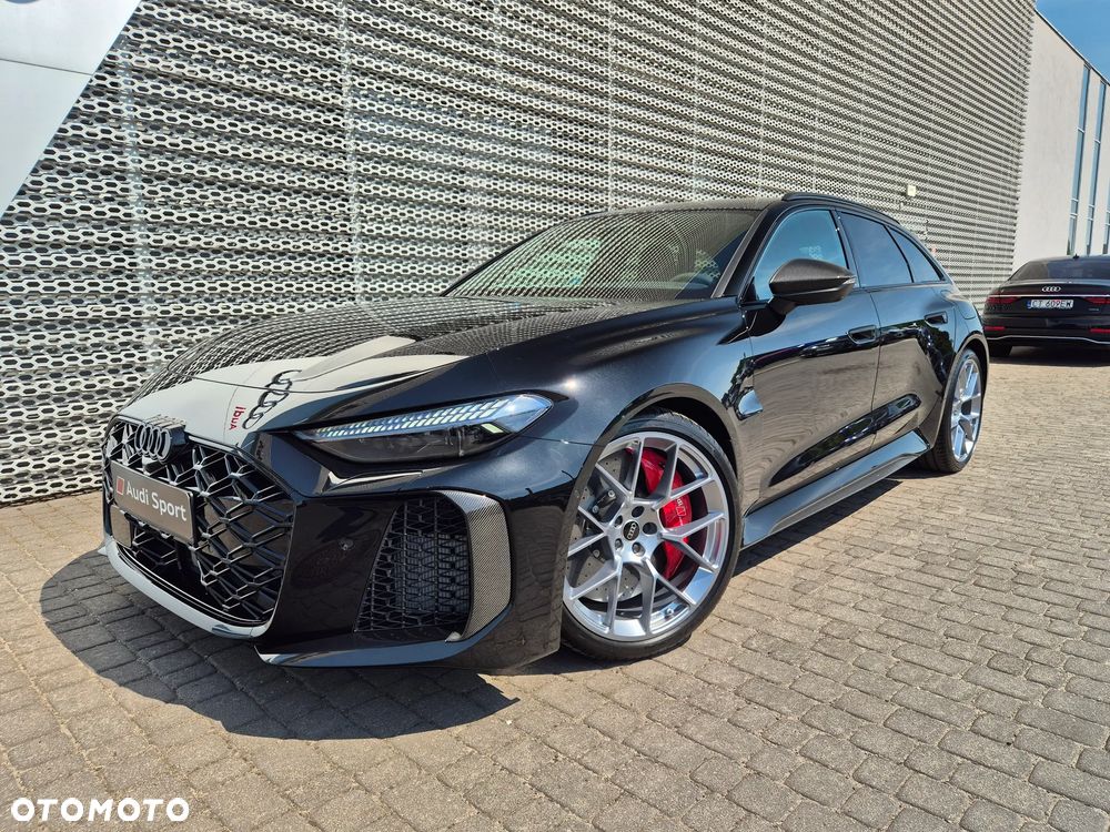 Audi RS5 Avant - 4