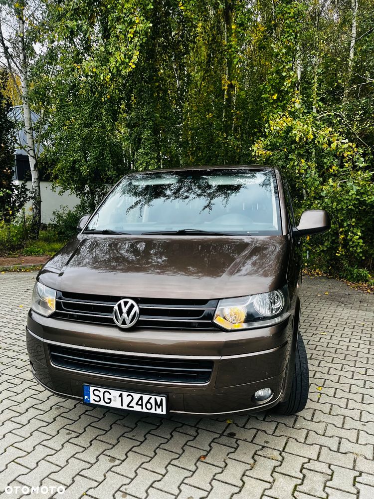 Volkswagen Multivan - 2