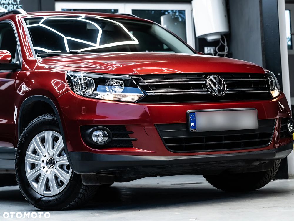 Volkswagen Tiguan - 1