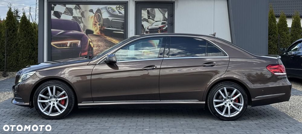 Mercedes-Benz Klasa E 250 BlueTEC 4Matic 7G-TRONIC Avantgarde - 6