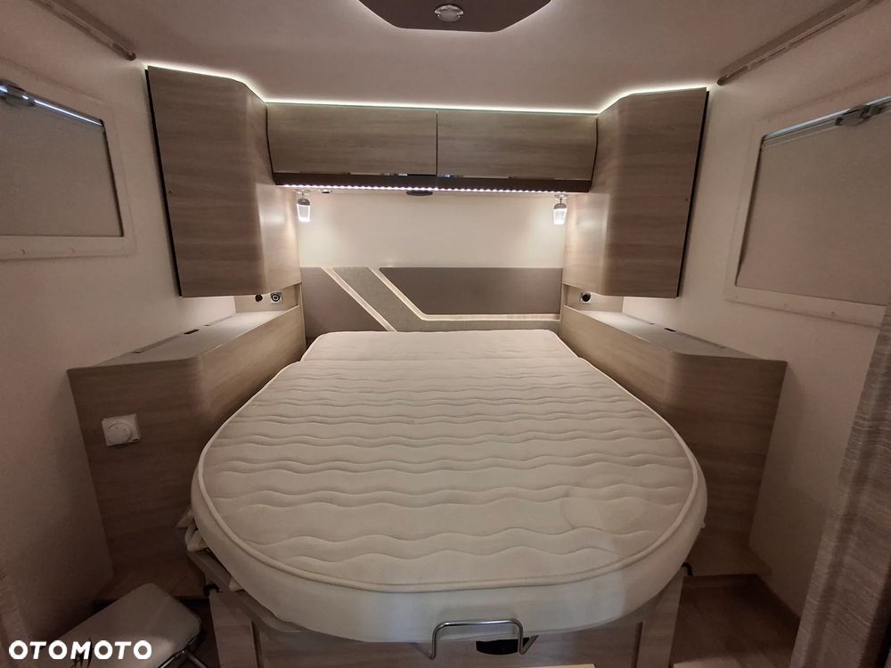 Rapido 8096dF S80 Ultimate Line Kamper 5 Osób Wersja Zimowa Podwójna Podłoga Klasa Premium Bogaty Oświetlenie Ambiente Euro 6 Felgi Aluminiowe - 21