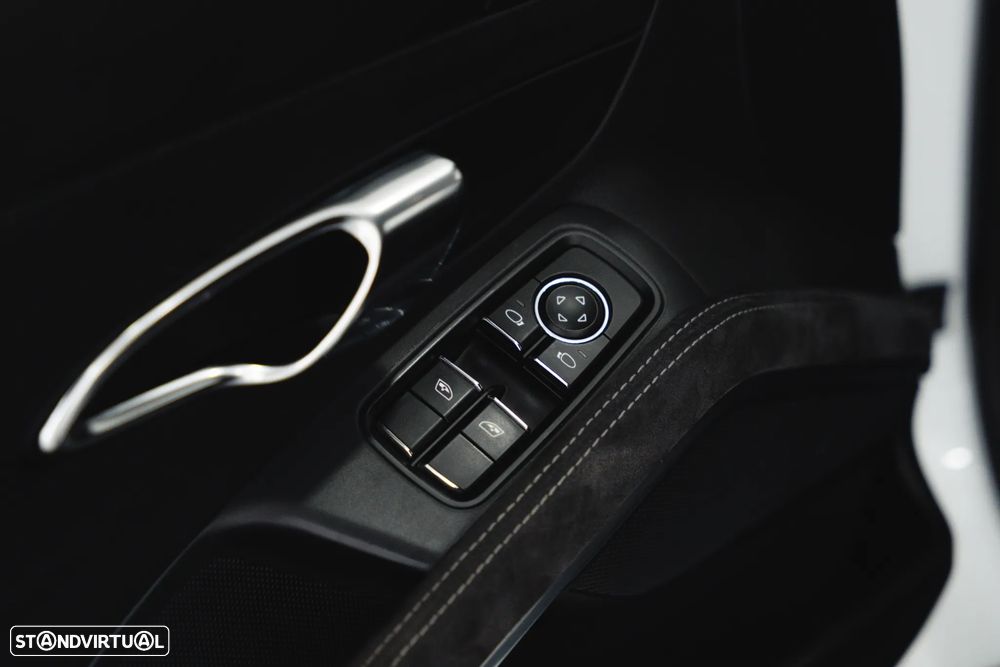 Porsche 911 Série F - 25