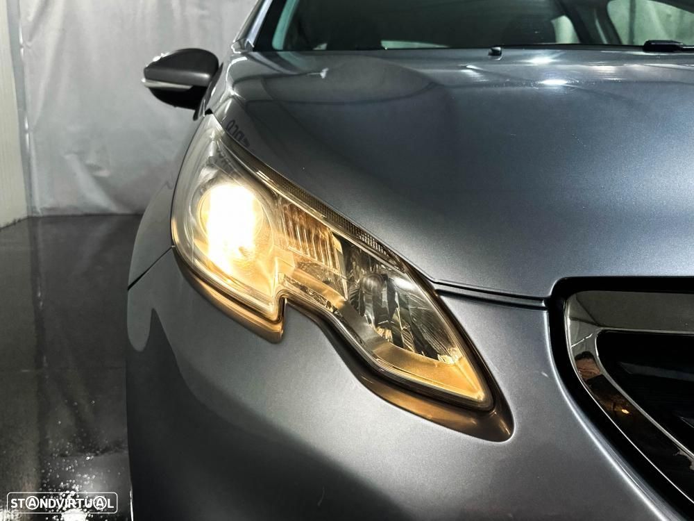 Peugeot 2008 1.6 e-HDi Allure 2-Tronic - 15