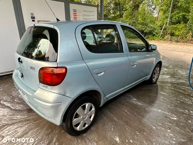 Toyota Yaris 1.0 Blue - 4