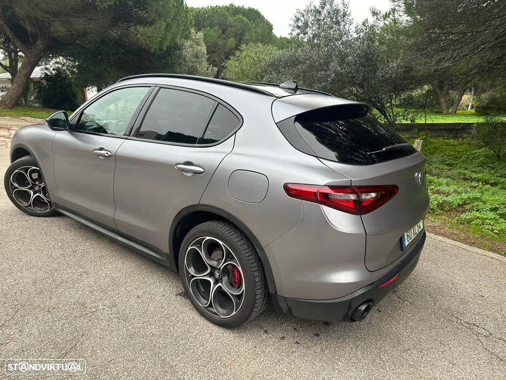 Alfa Romeo Stelvio - 6