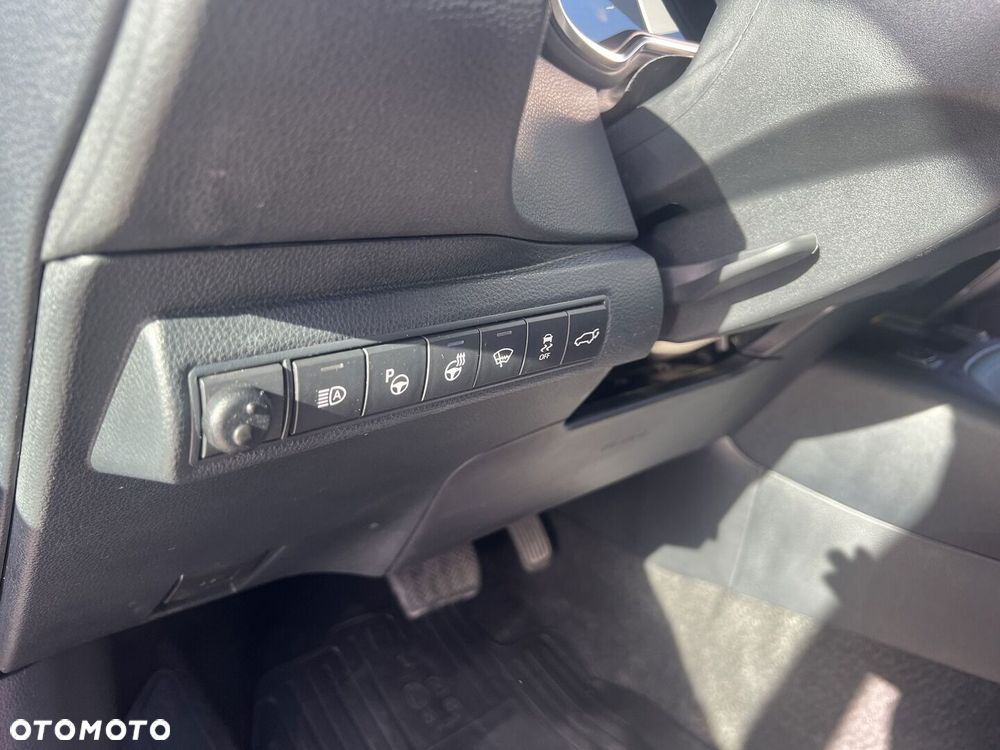 Toyota Corolla 2.0 Hybrid Executive - 20