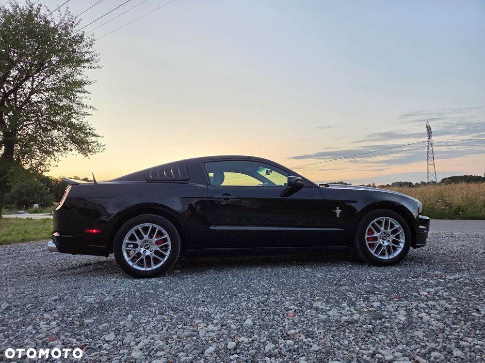 Ford Mustang - 16