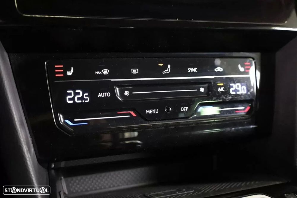 VW Passat Variant 1.4 TSI GTE Plug-in - 32