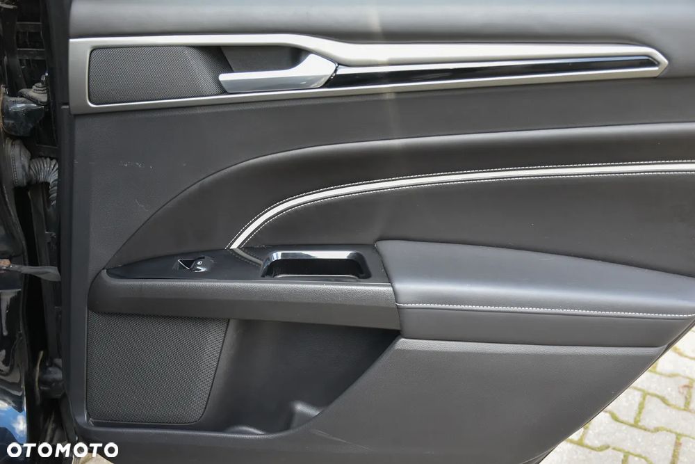 Ford Mondeo 2.0 TDCi Bi-Turbo PowerShift-Aut Vignale - 33