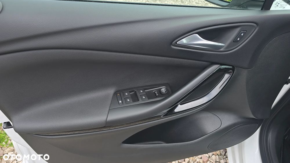 Opel Astra 1.2 T Elegance S&S - 8