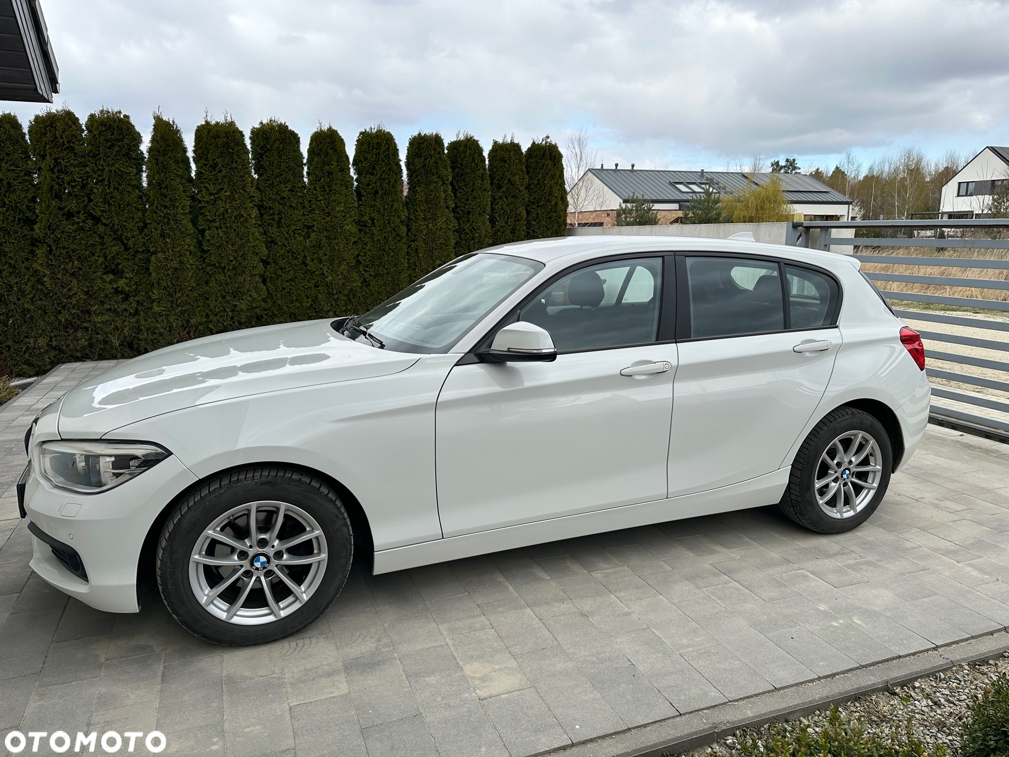 BMW Seria 1 118d - 4