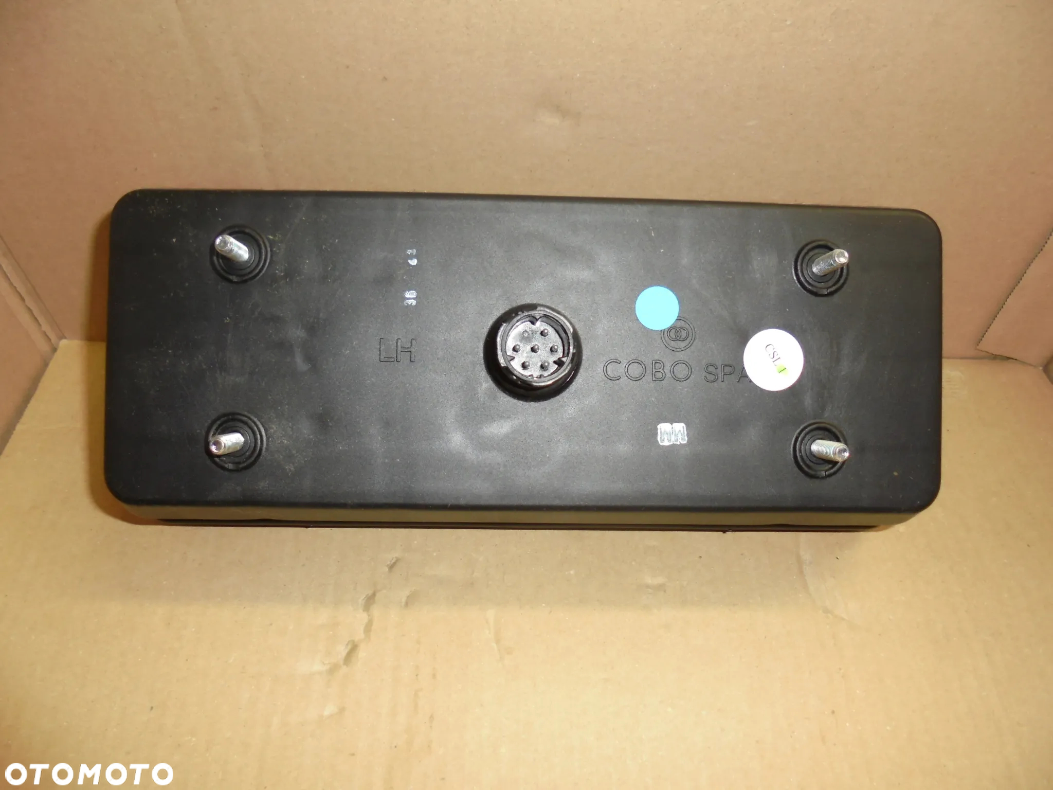 LAMPA TYLNA TYŁ KONTENER IVECO DAILY 2006-2022 LEWA OE 5801631438 - 2