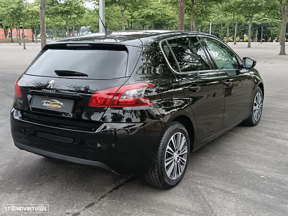 Peugeot 308 1.2 PureTech S&S Road Trip EAT8 - 8