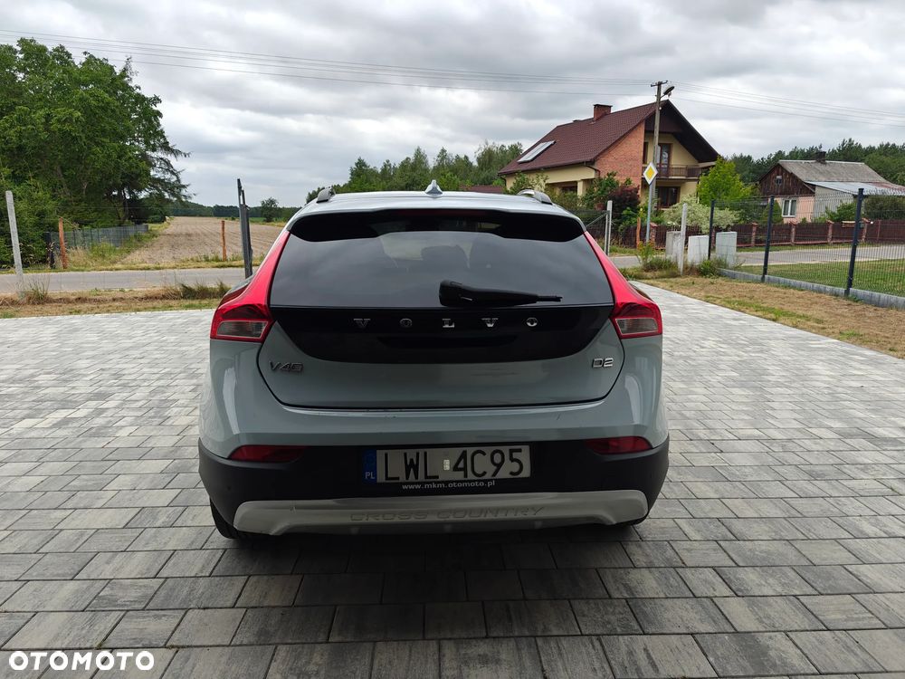 Volvo V40 D2 Drive-E Momentum - 11