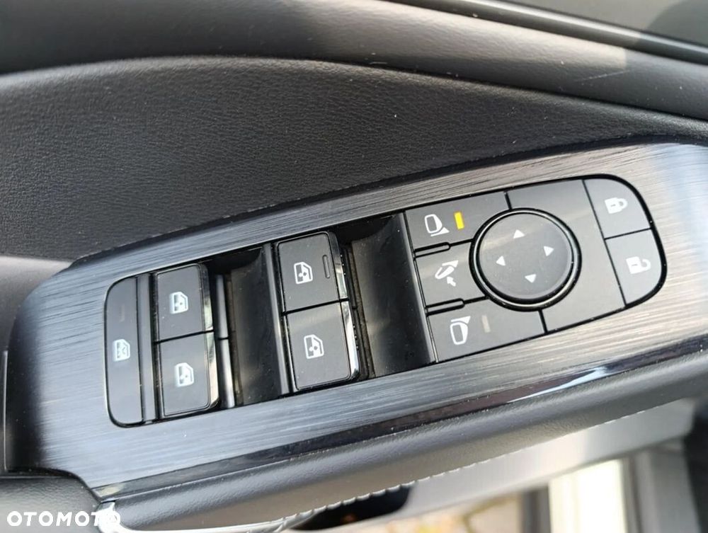 Nissan Qashqai 1.3 DIG-T MHEV N-Connecta - 8