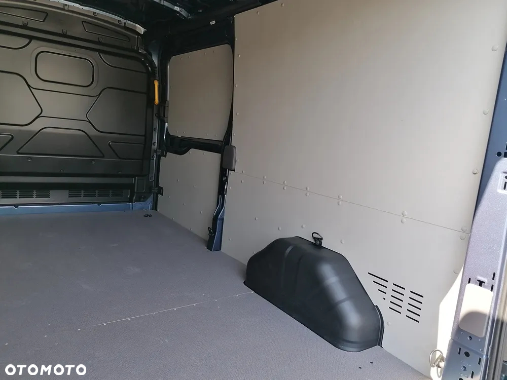 Ford TRANSIT VAN - 9