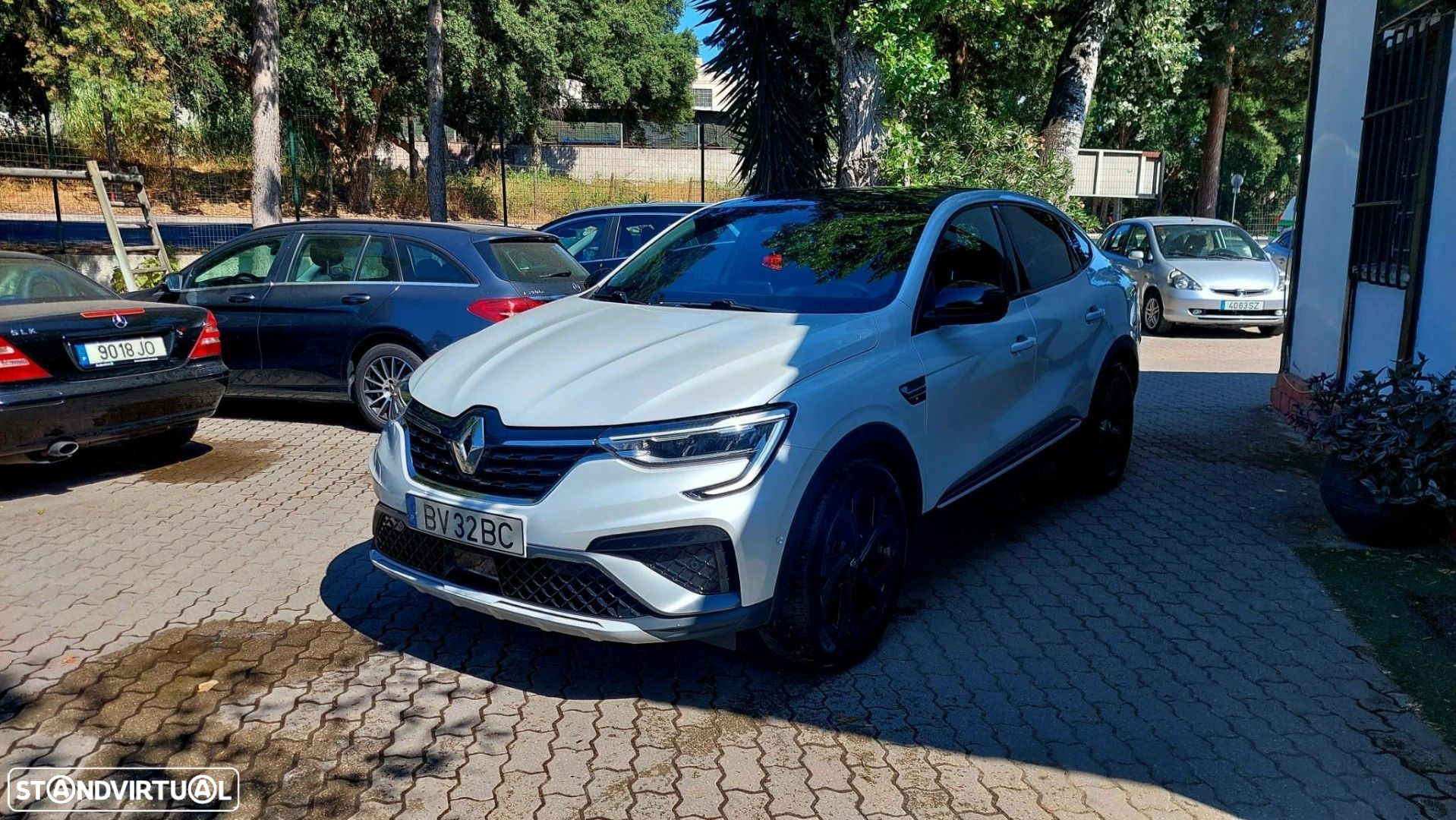 Renault Arkana 1.6 E-Tech R.S.Line - 17