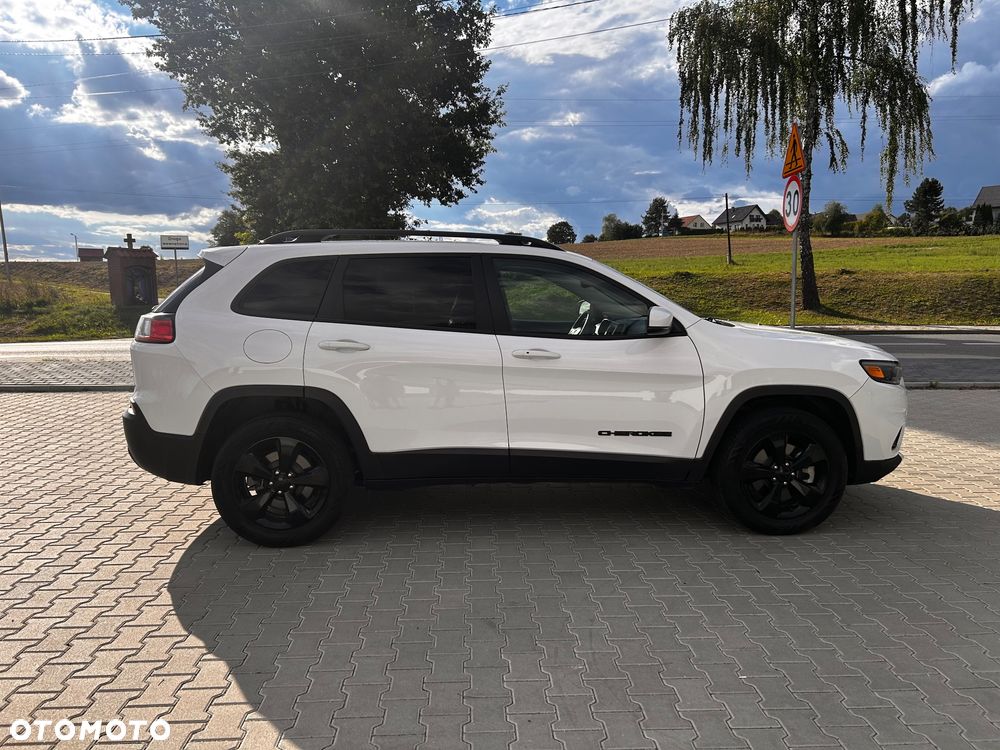Jeep Cherokee - 6