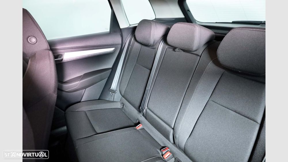 Skoda Karoq 1.0 TSI Ambition - 17