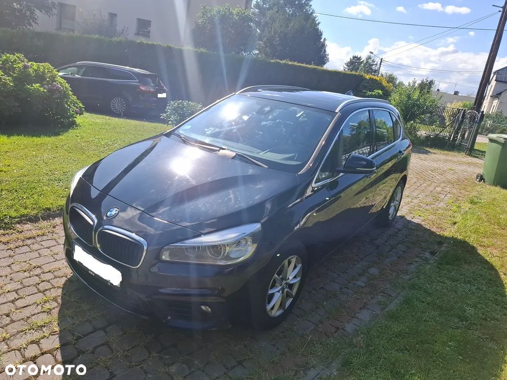BMW Seria 2 218d - 3