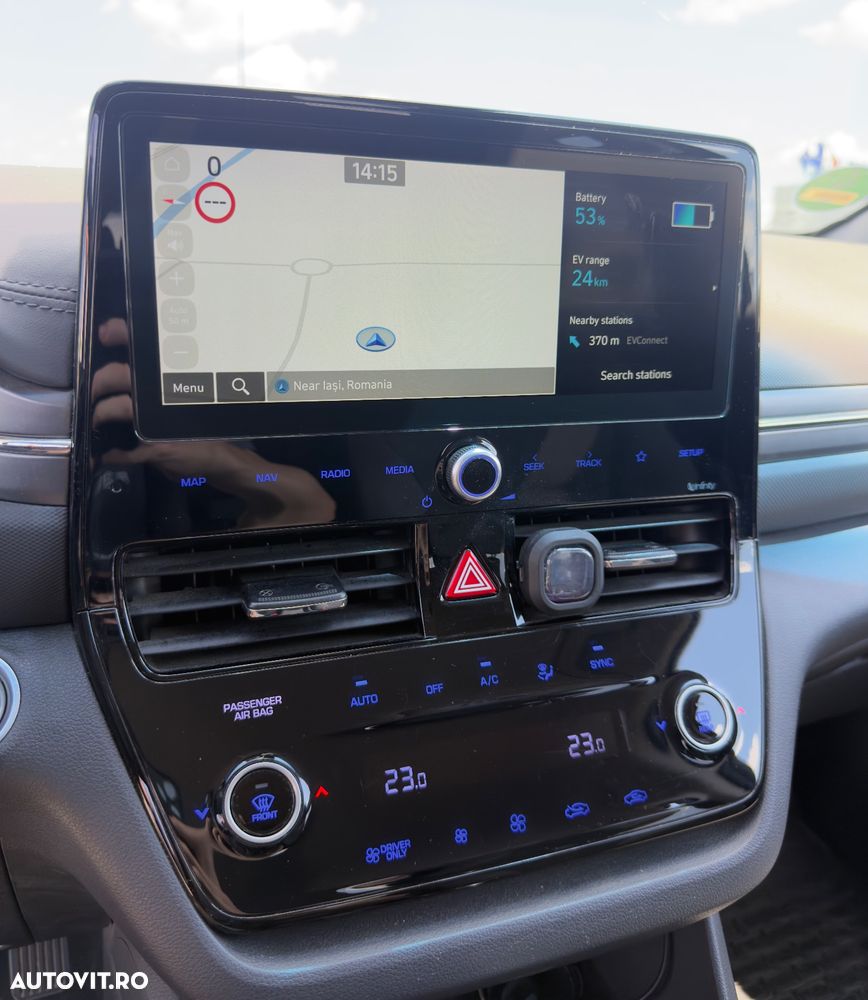 Hyundai IONIQ - 13