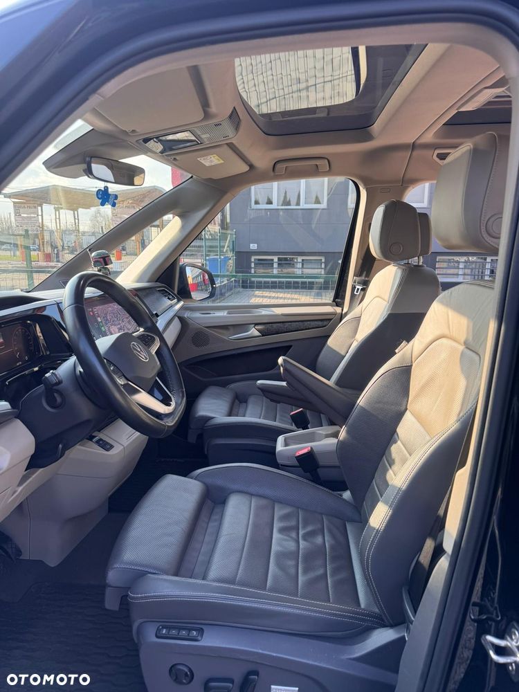 Volkswagen Multivan - 10