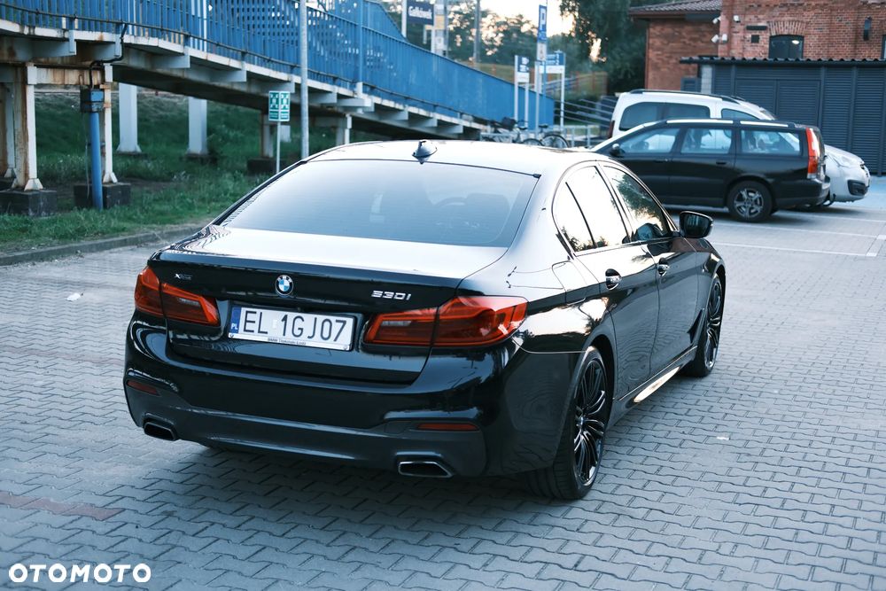 BMW Seria 5 530i xDrive M Sport sport - 5