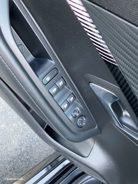 Peugeot 208 1.2 PureTech Allure - 29