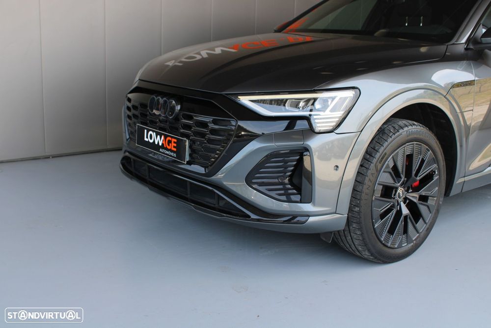 Audi Q8 e-Tron 50 quattro S line - 25