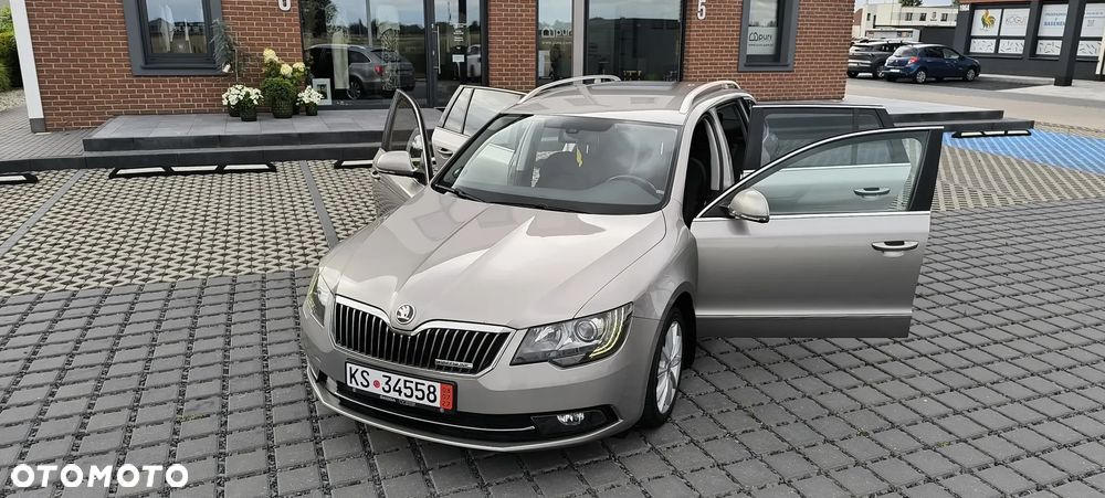 Skoda Superb 1.6 TDI Elegance Greenline - 2