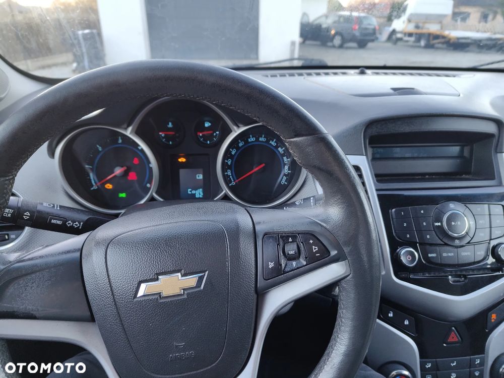 Chevrolet Cruze - 10