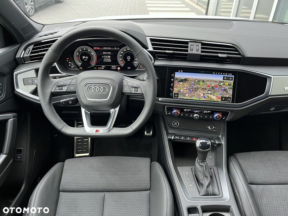 Audi Q3 Sportback - 11