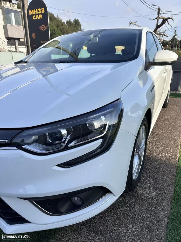 Renault Mégane 1.5 Blue dCi Intens - 7