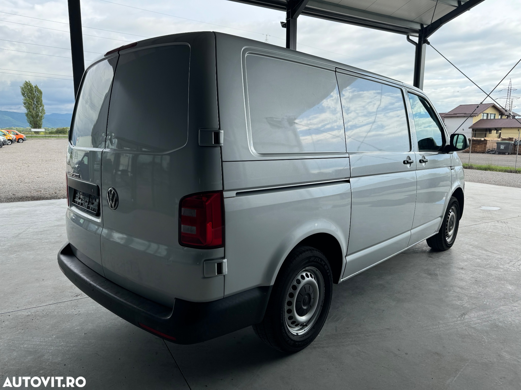 Volkswagen Transporter T6 - 5