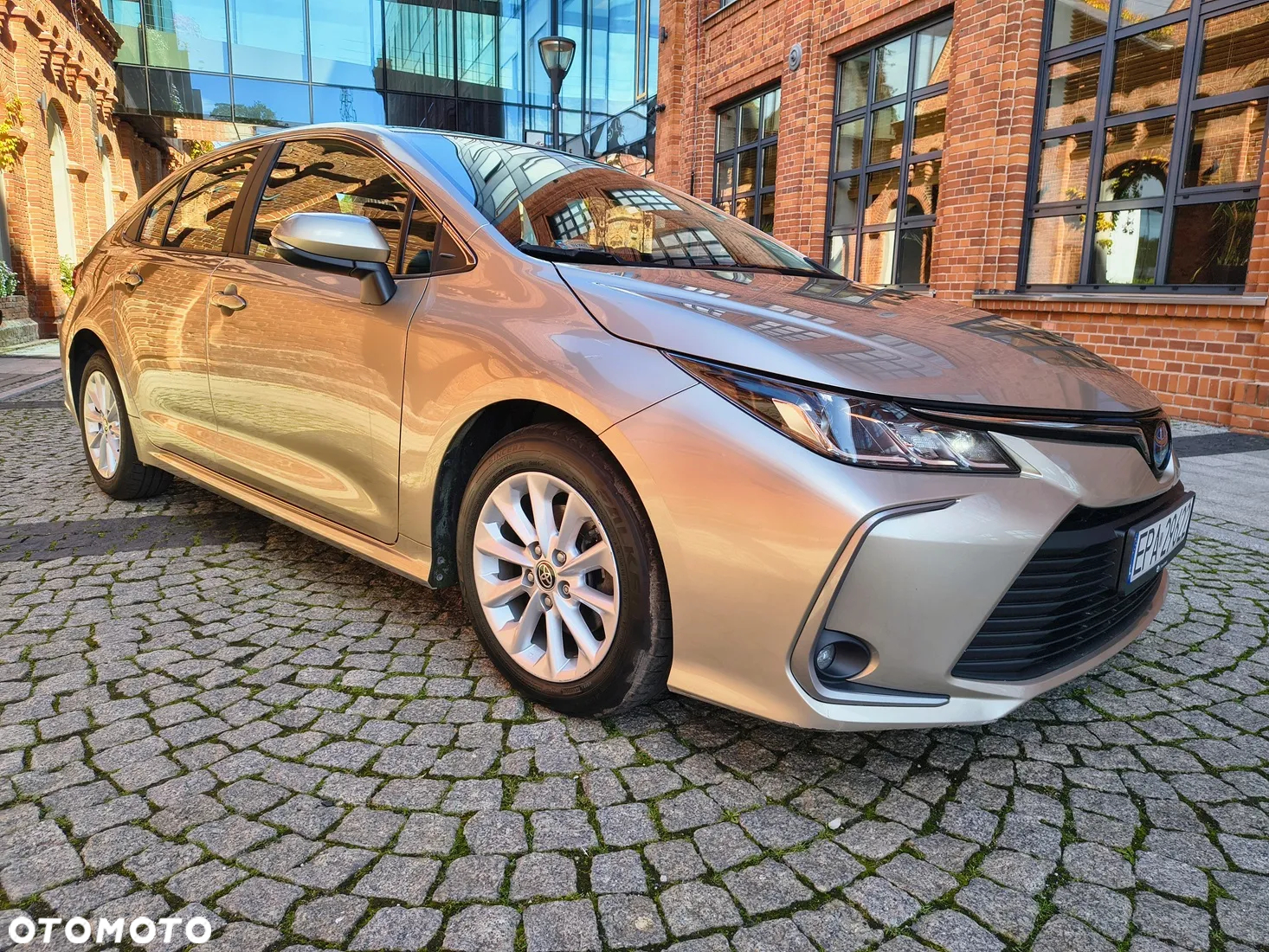 Toyota Corolla 1.8 Hybrid Comfort - 11