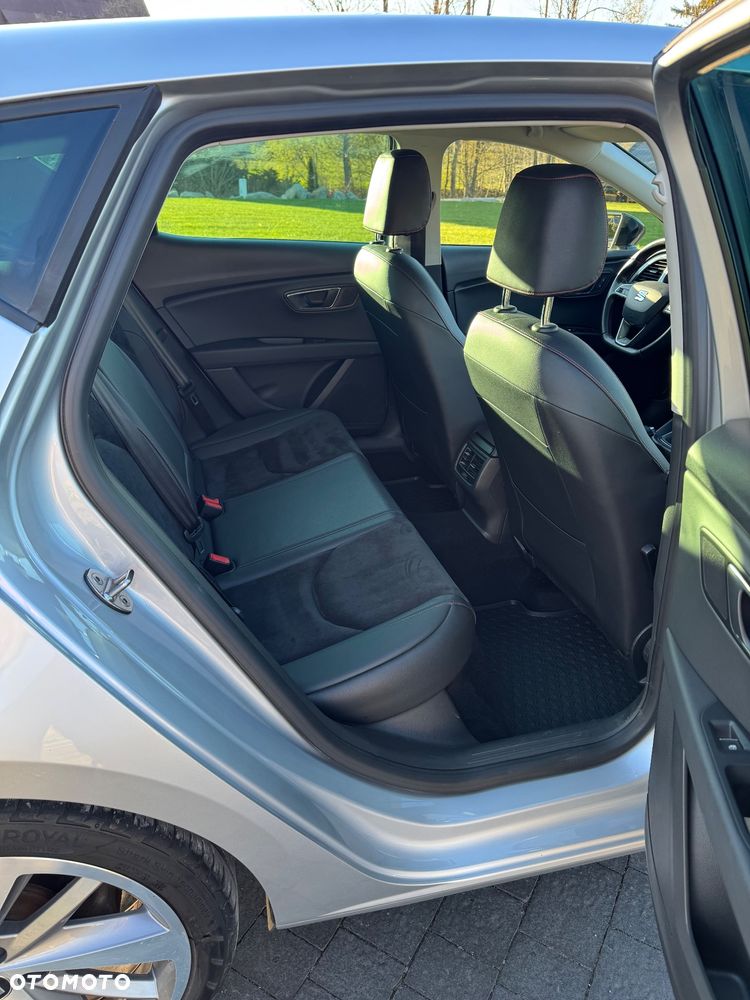 Seat Leon 2.0 TDI FR Black S&S - 13