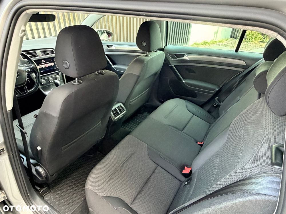 Volkswagen Golf 1.6 TDI BMT Highline DSG - 19