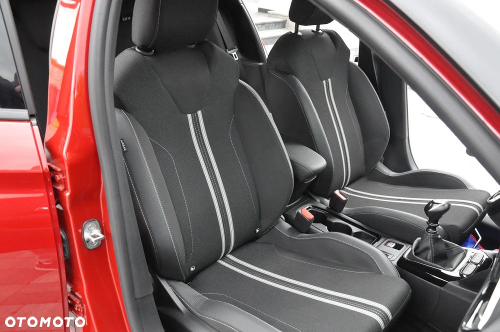 Opel Corsa 1.2 T GS S&S - 24