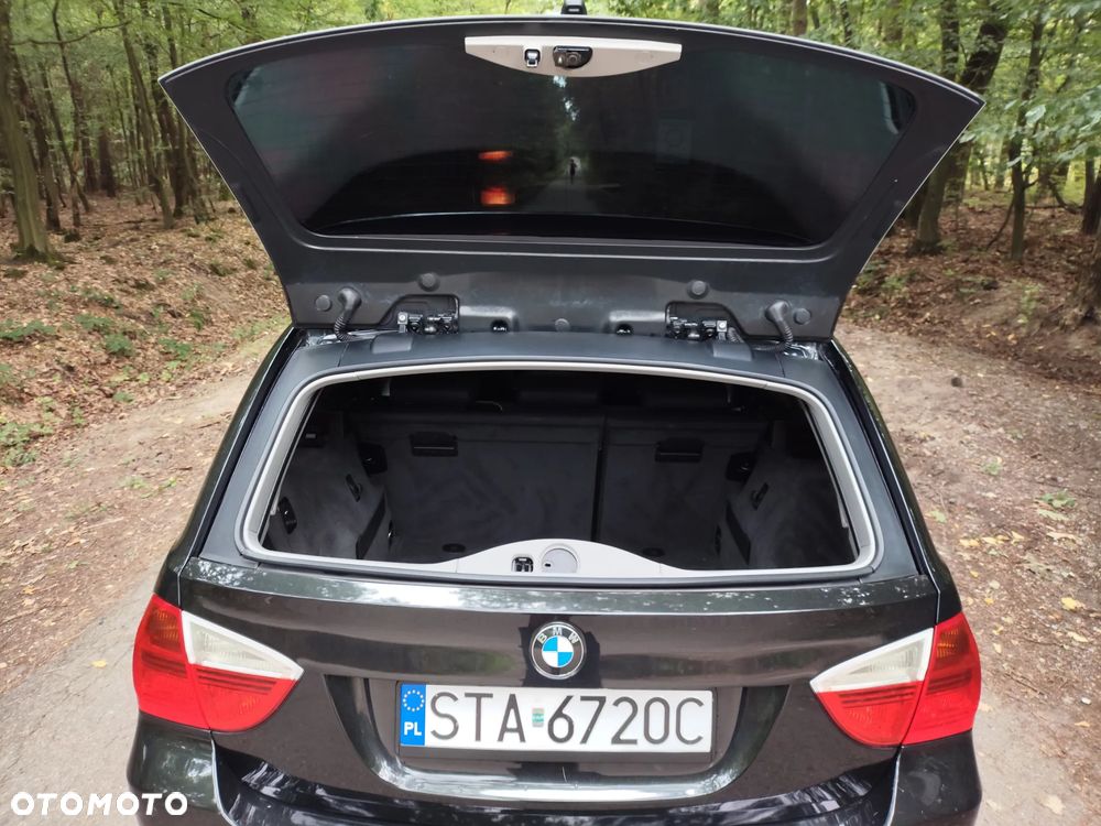 BMW Seria 3 - 18
