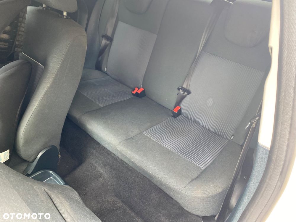 Ford Fiesta 1.25 Trend Edition - 21