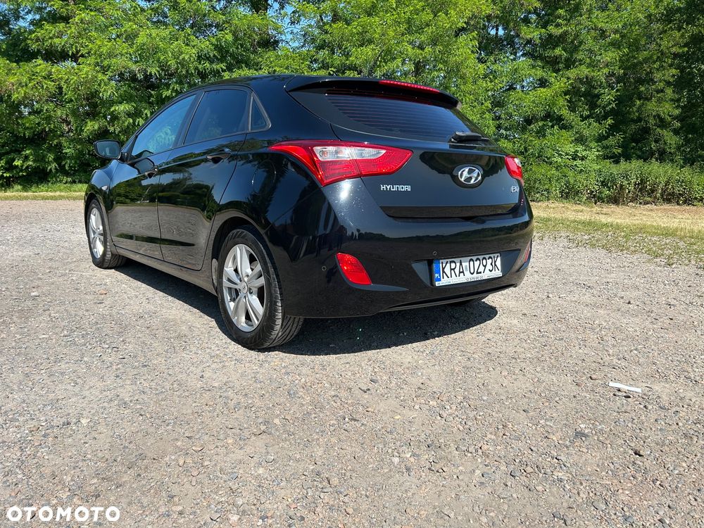 Hyundai i30 1.4 Comfort - 11