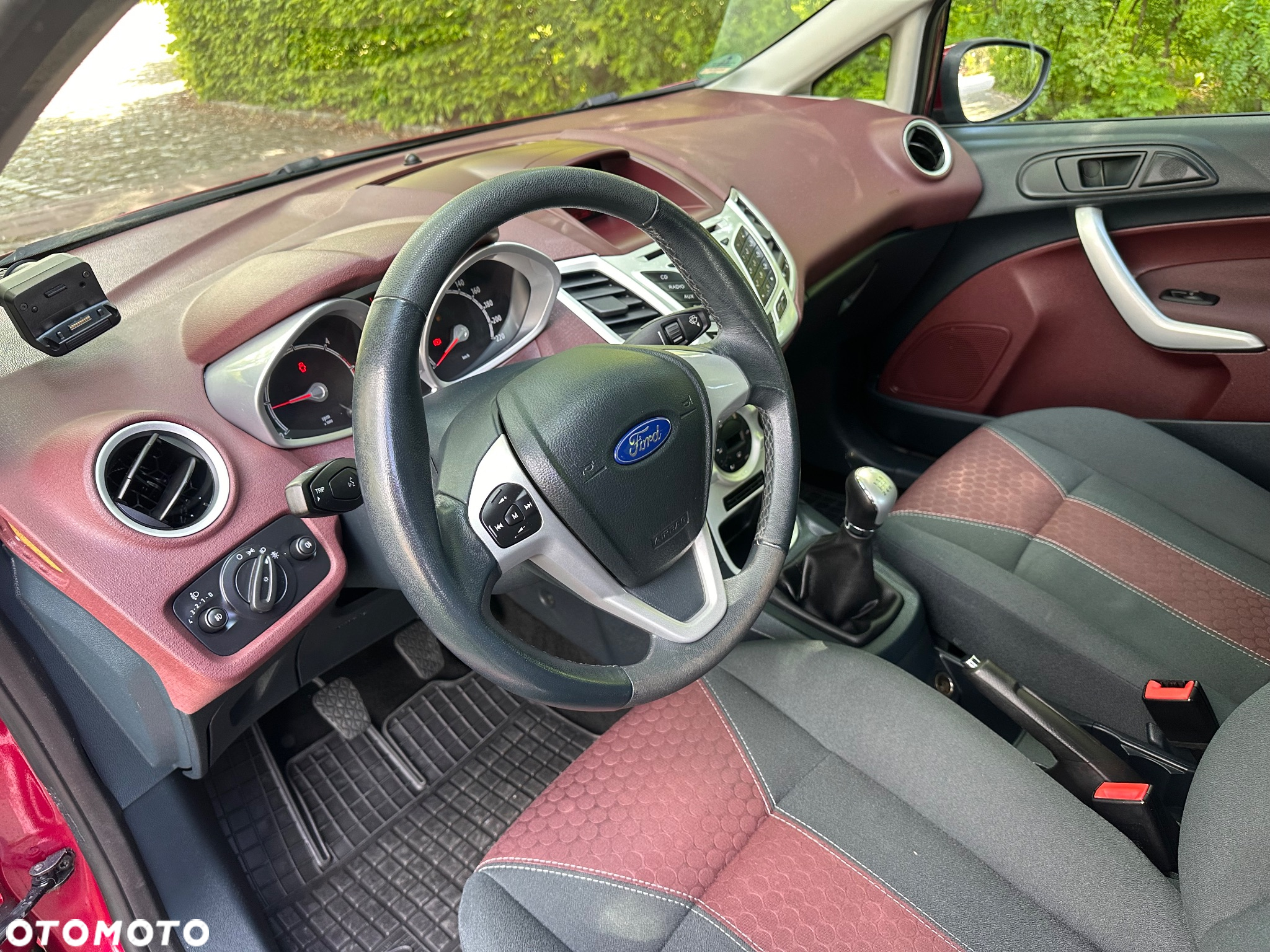Ford Fiesta 1.6 TDCi DPF Titanium - 38