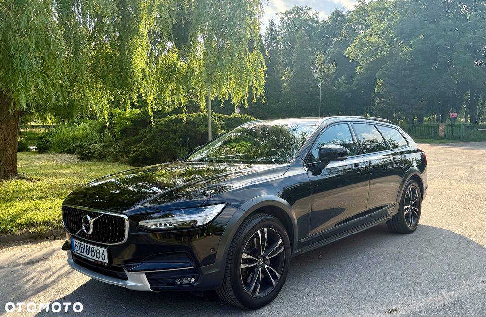 Volvo V90 Cross Country D5 AWD - 2
