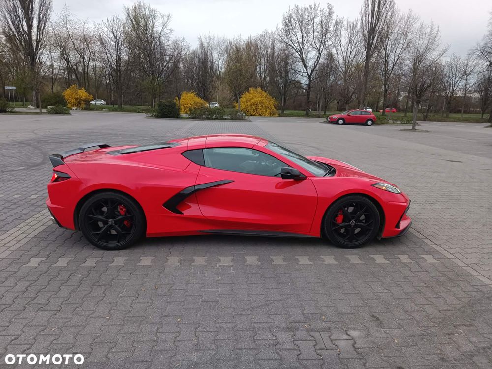 Chevrolet Corvette - 9