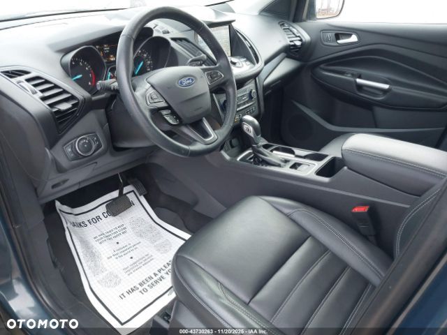 Ford Escape 2.0 EcoBoost AWD Titanium - 20