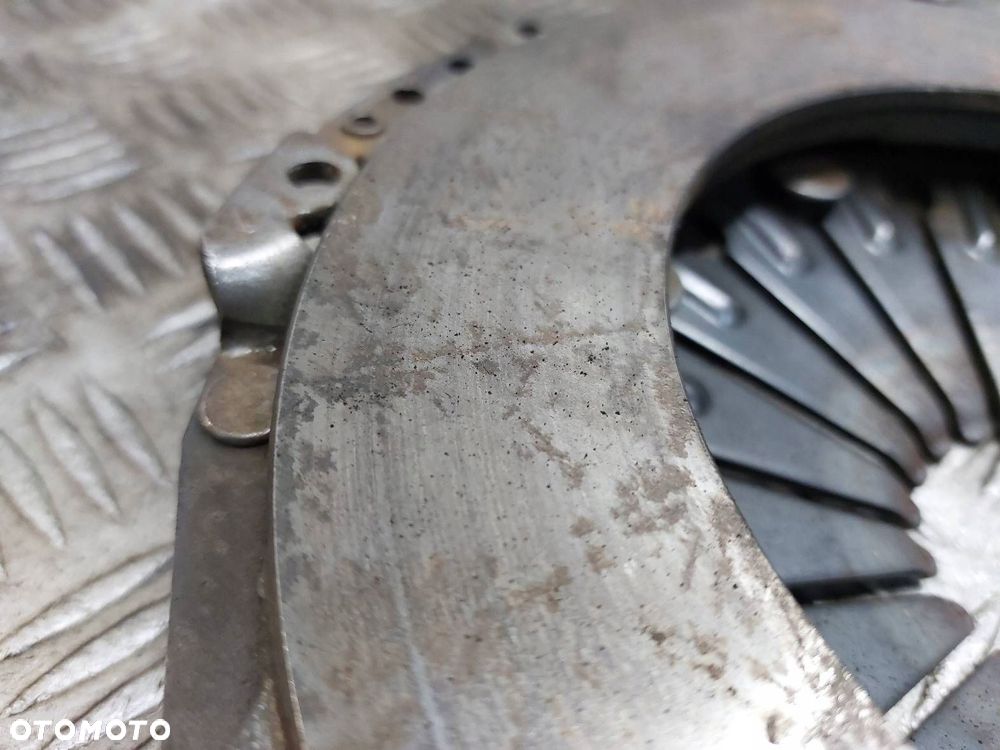 KOŁO DWUMASOWE + TARCZA + DOCISK + ŁOŻYSKO TOURAN I 2.0 TDI 03G141025H - 8