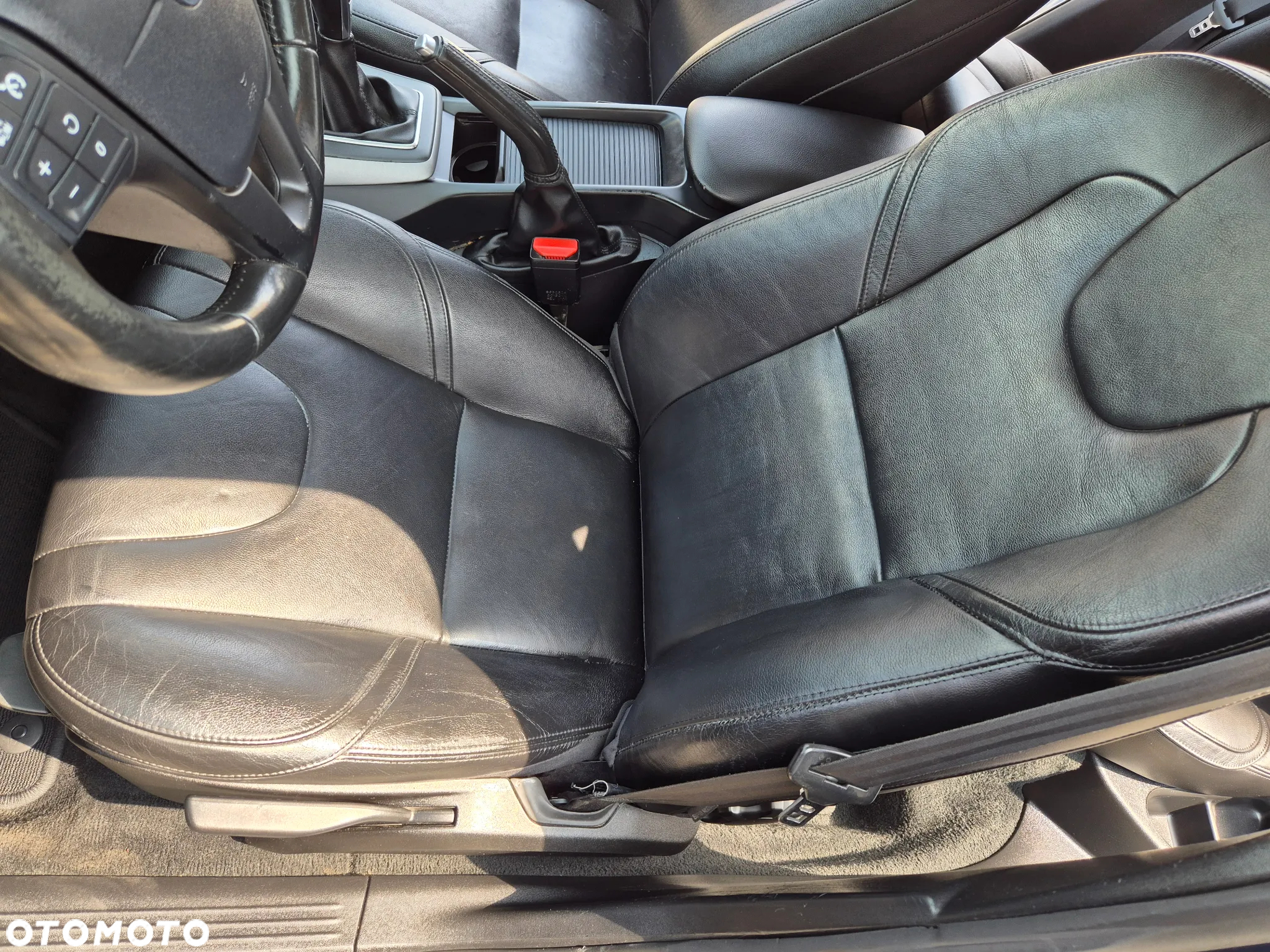 Volvo V40 D2 Momentum - 23