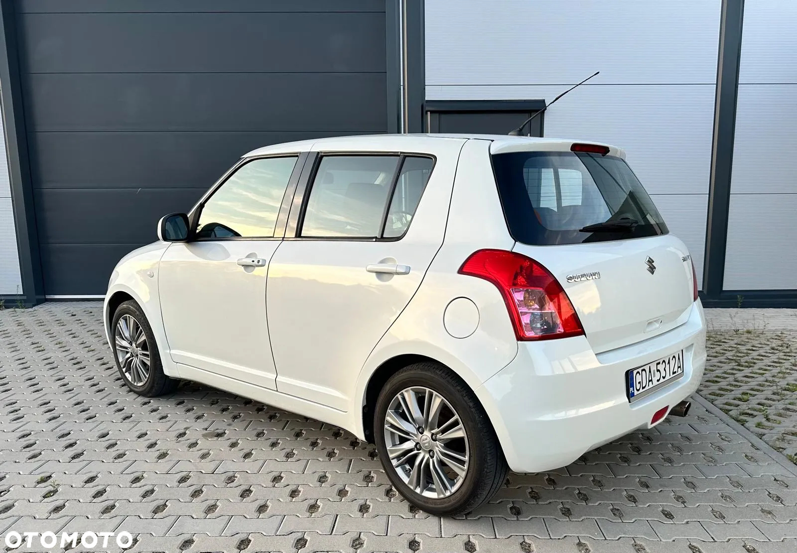 Suzuki Swift 1.3 Comfort+ - 14